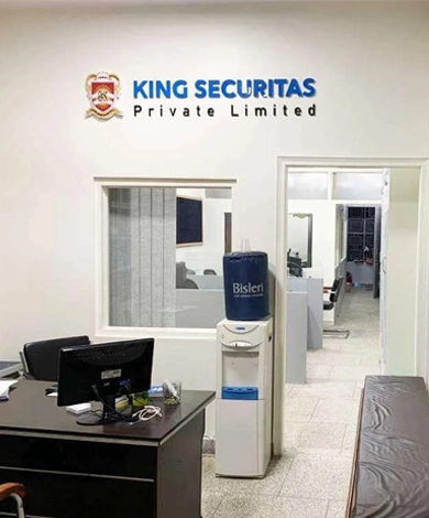 Professional janitorial team cleaning a commercial office in Delhi